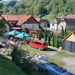 Pri Studničke Omastiná Omastina